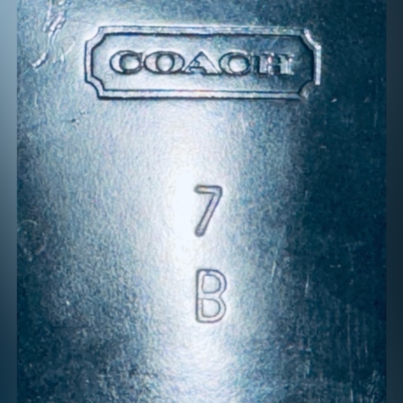 Coach *Rare* Vintage A3971 Daphne Block Heel Logo Bootie in Black/Black size 7B - Picture 8 of 16